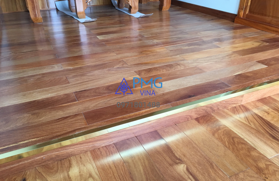 Sàn gỗ tự nhiên Gõ Đỏ 01